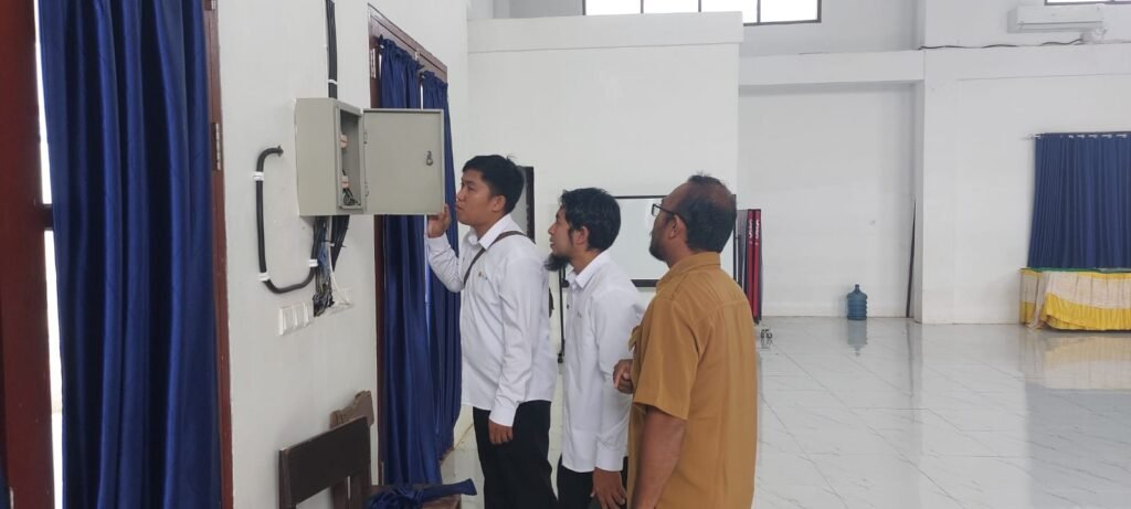 Dukungan Digitalisasi dan Vokasi, SMKN 2 Berau Lakukan Penambahan Daya Listrik
